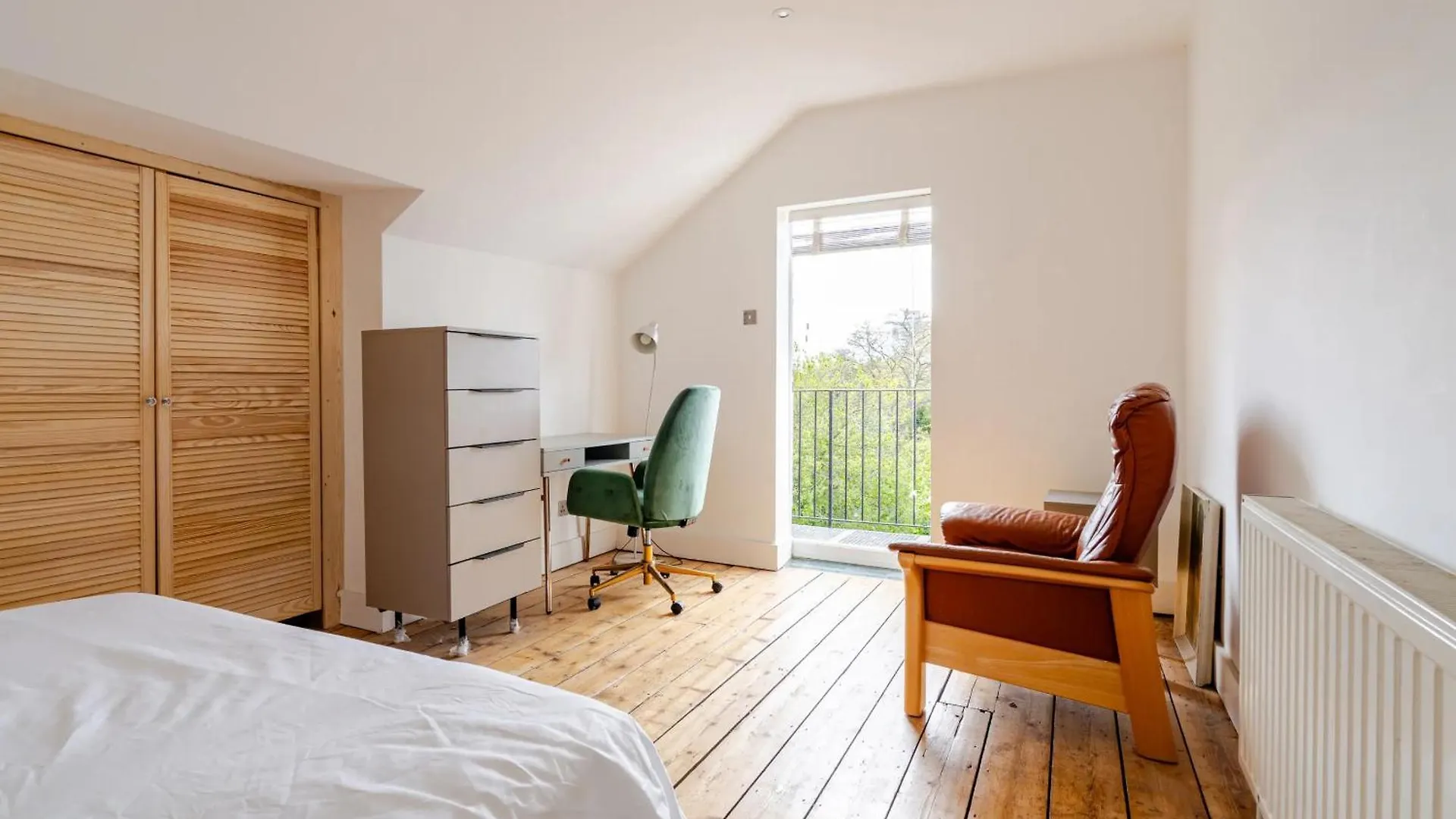 Blue Valley House London
